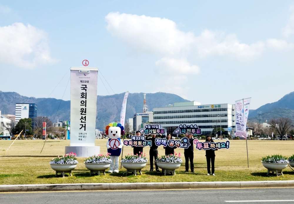 그림입니다.

원본 그림의 이름: 22222.jpg

원본 그림의 크기: 가로 1274pixel, 세로 883pixel

사진 찍은 날짜: 2024년 03월 27일 오후 11:54

프로그램 이름 : Windows Photo Editor 10.0.10011.16384

색 대표 : sRGB