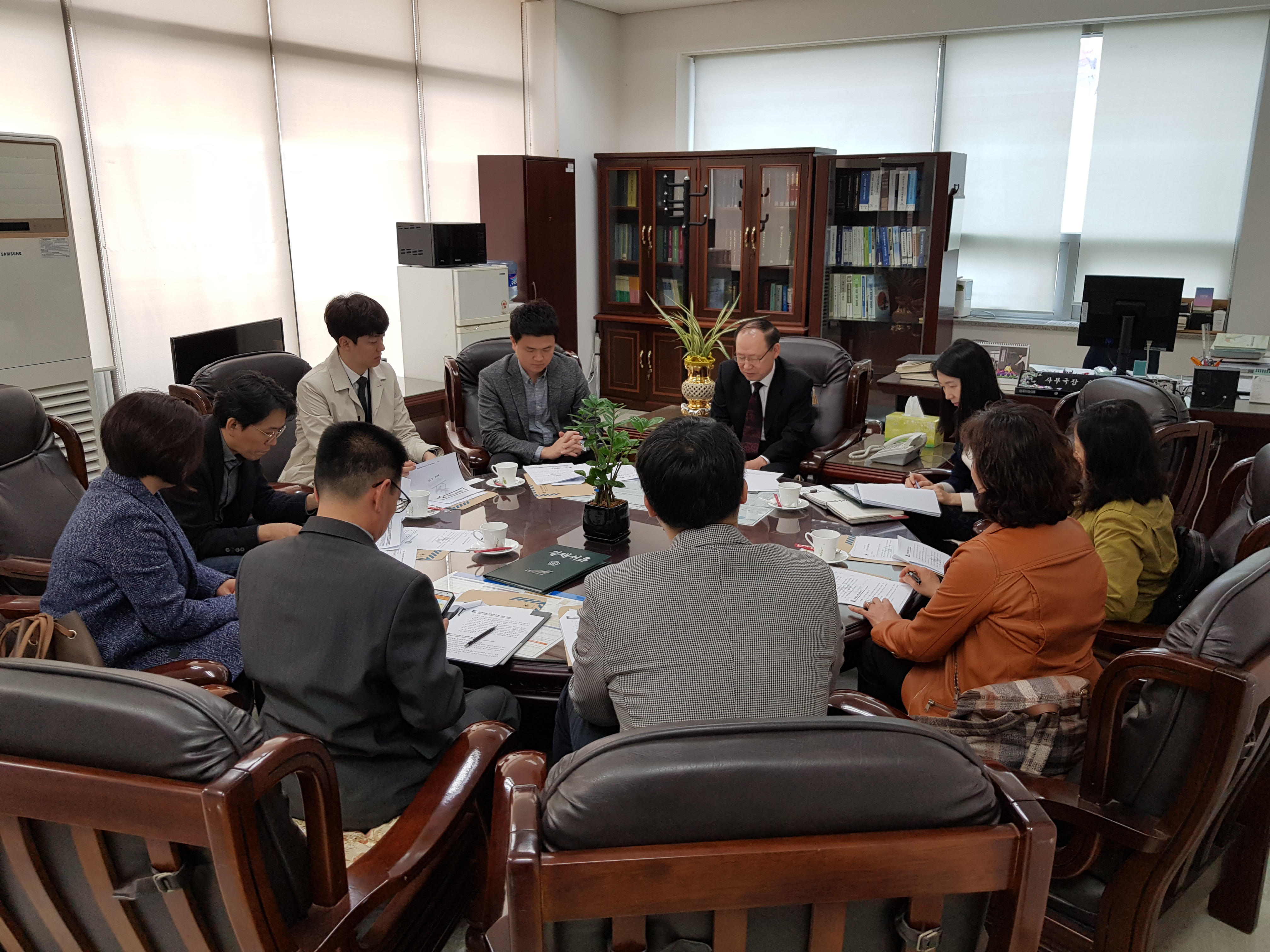 간담회사진2