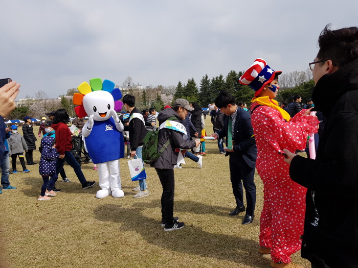 물티슈 배부 홍보1