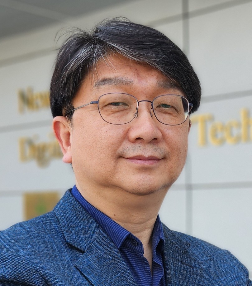 김용성 사진